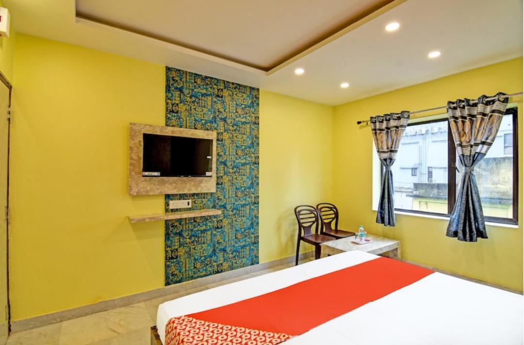 Hotel Divine Chariot Калькутта Экстерьер фото