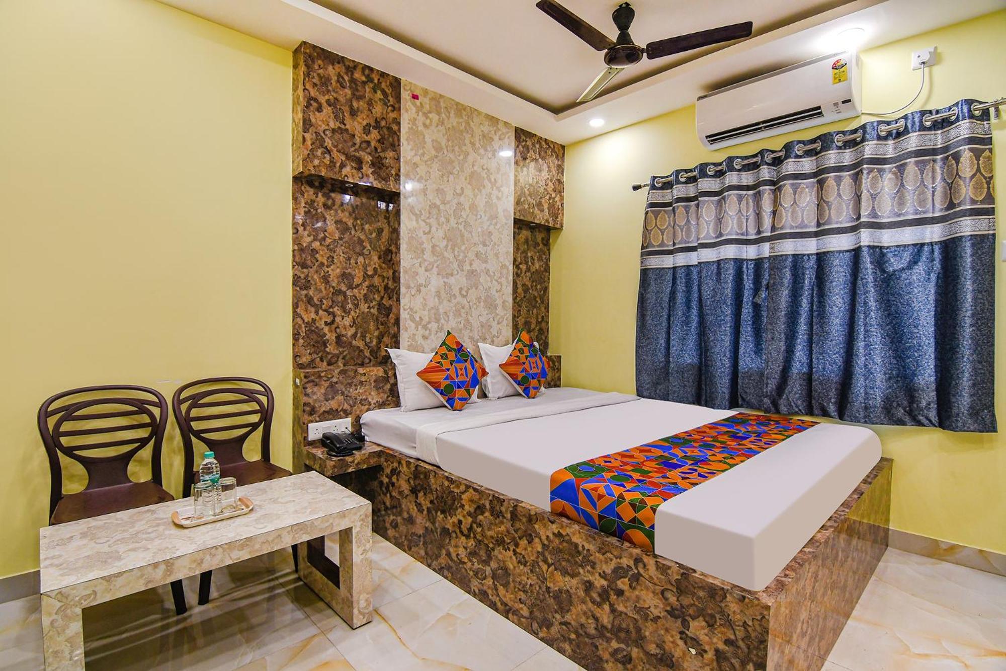 Hotel Divine Chariot Калькутта Экстерьер фото